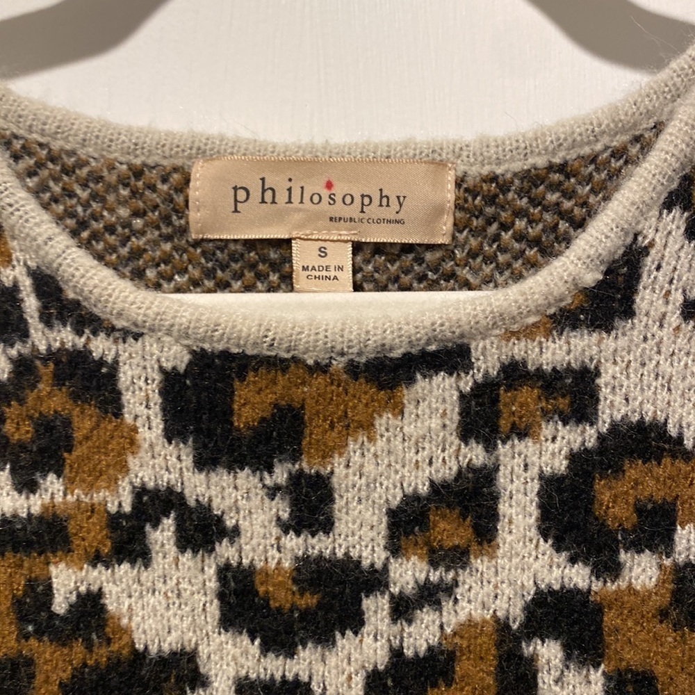Philosophy sweater size S - Picture 2 of 4